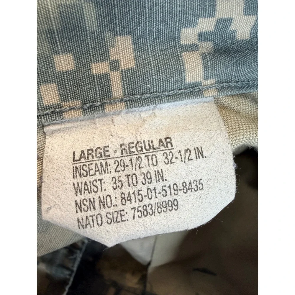 US Army Combat Uniform ACU Digital Camo Cargo Pants Large Regular Ripstop Mens